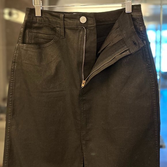 FRAME Split-Hem Coated Midi Skirt (Noir Coated Black) - Picture 12 of 16